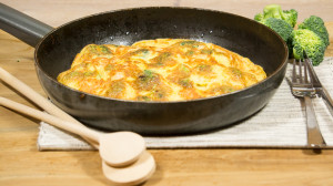 Spaanse tortilla met broccoli en zalm